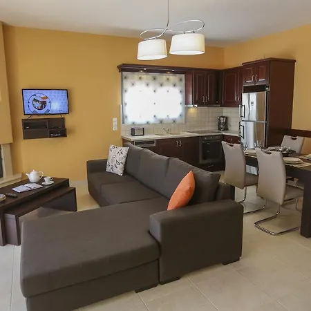 Ameadros Вилла Mantzavinata